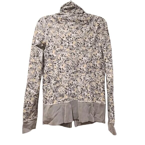 Lululemon Rise & Shine Jacket Not So Petite Fleur Silver Spoon Athleisure | 10 - Picture 3 of 10
